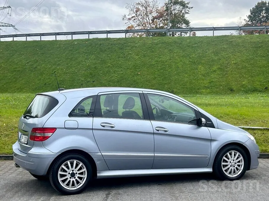 Mercedes-Benz B200 2007 photo 4