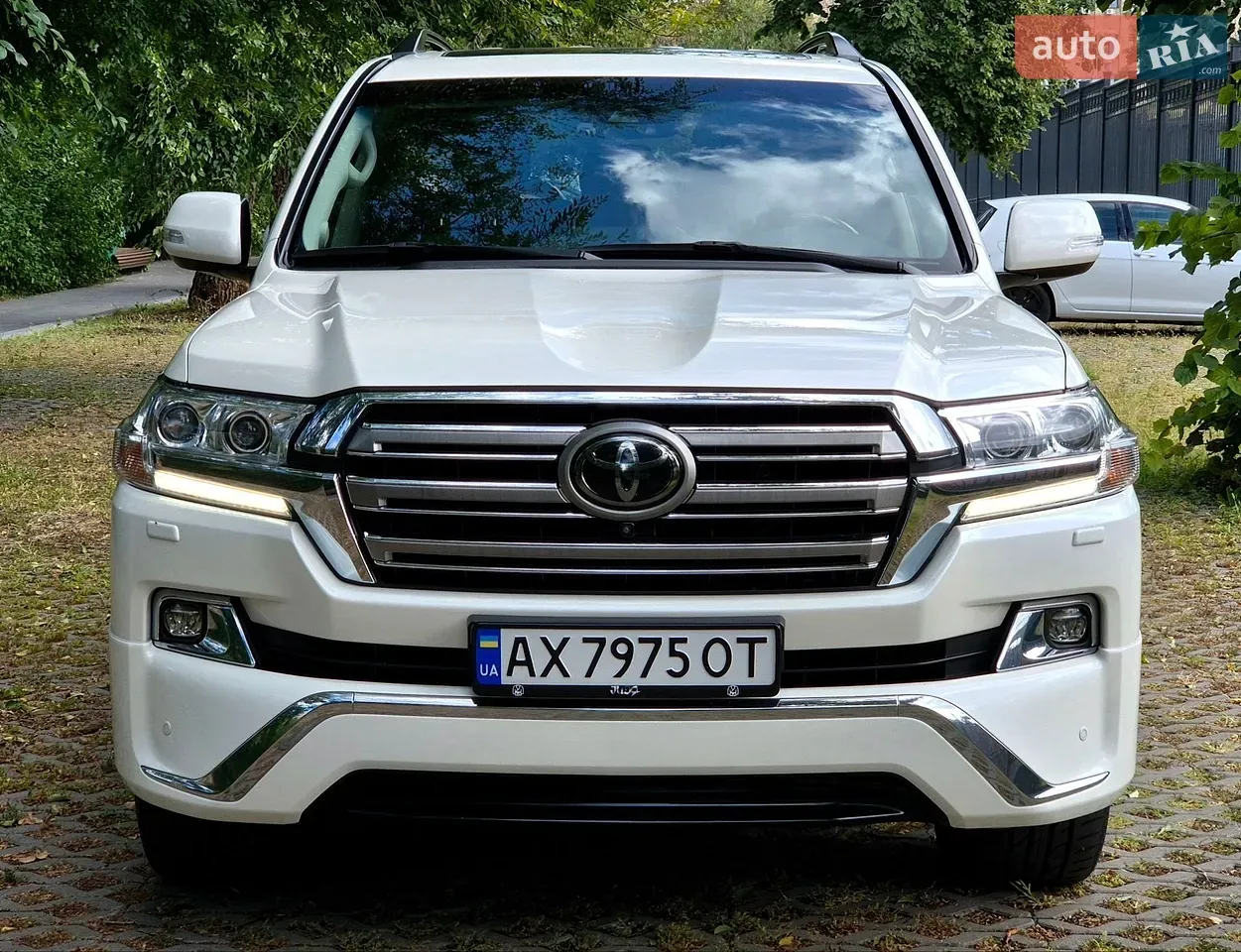 Toyota Land Cruiser 2017 photo 2