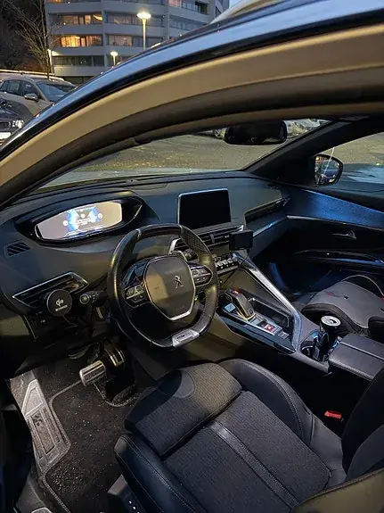 Peugeot 5008 2019 photo 2