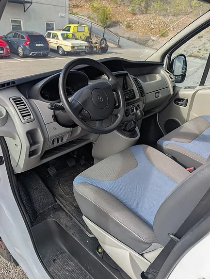 Renault Trafic 2014 photo 4