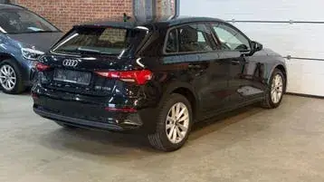Audi A3 2022 photo 2