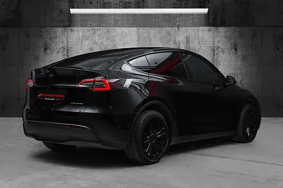 Tesla Model Y 2022 photo 5