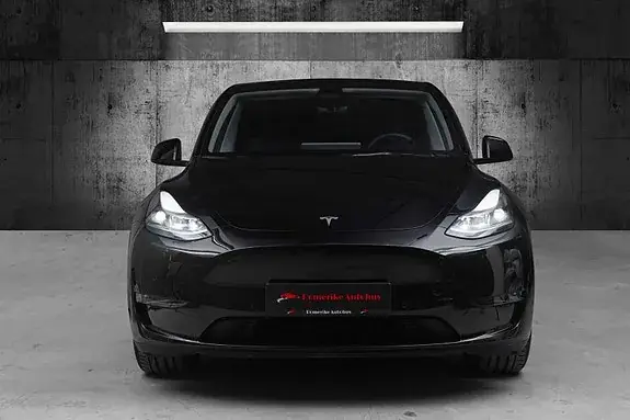 Tesla Model Y 2022 photo 3