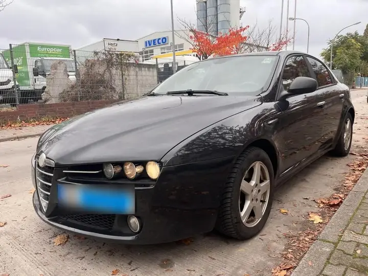 Alfa Romeo 159