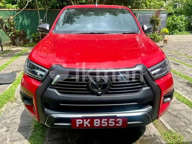 Toyota Hilux 2025 photo 2