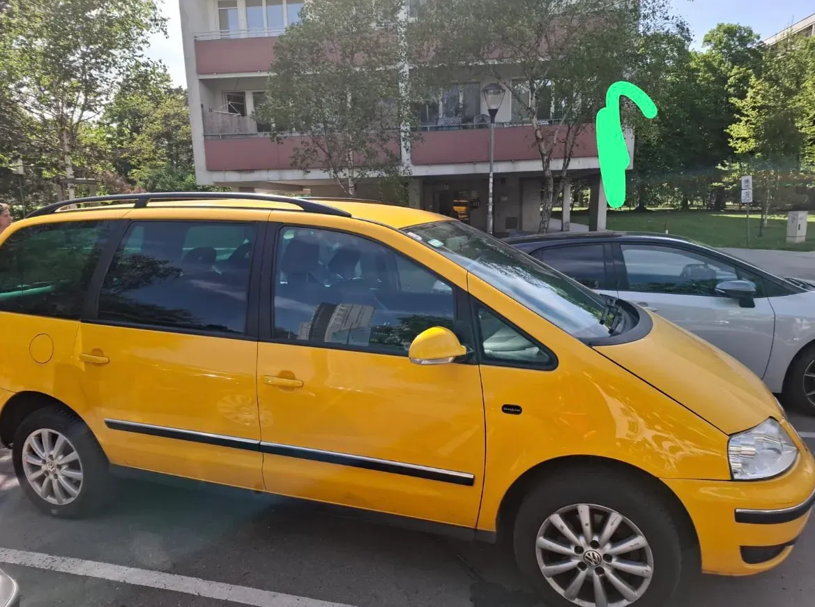 Volkswagen Sharan 2009 photo 2
