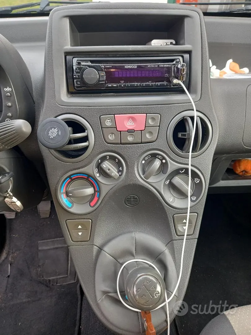 Fiat Panda 2010 photo 3