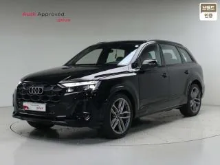 Audi Q7 2025 photo 2