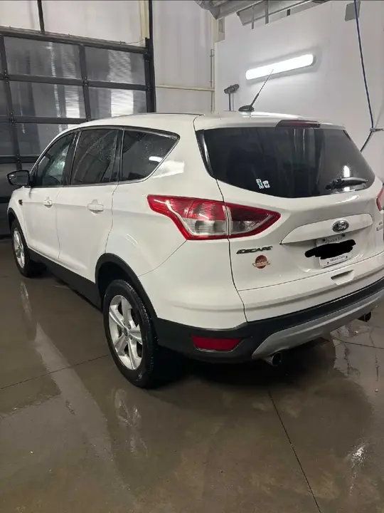 Ford Escape 2013 photo 2
