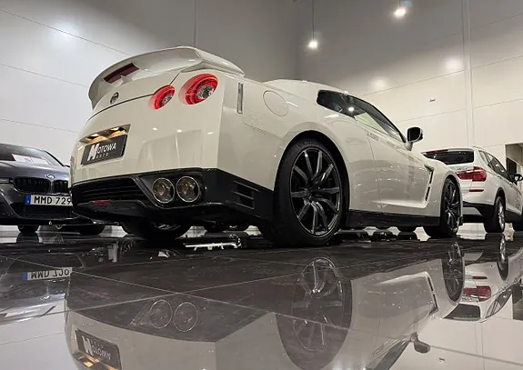 Nissan Gt-R 2015 photo 5