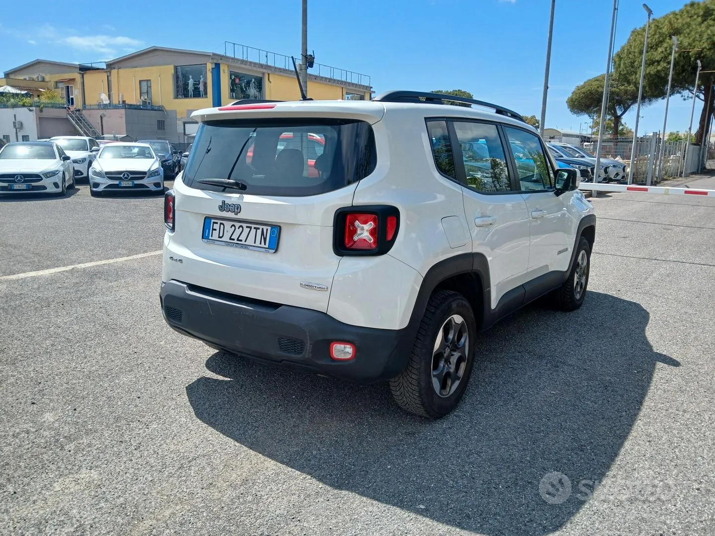Jeep Renegade 2016 photo 5