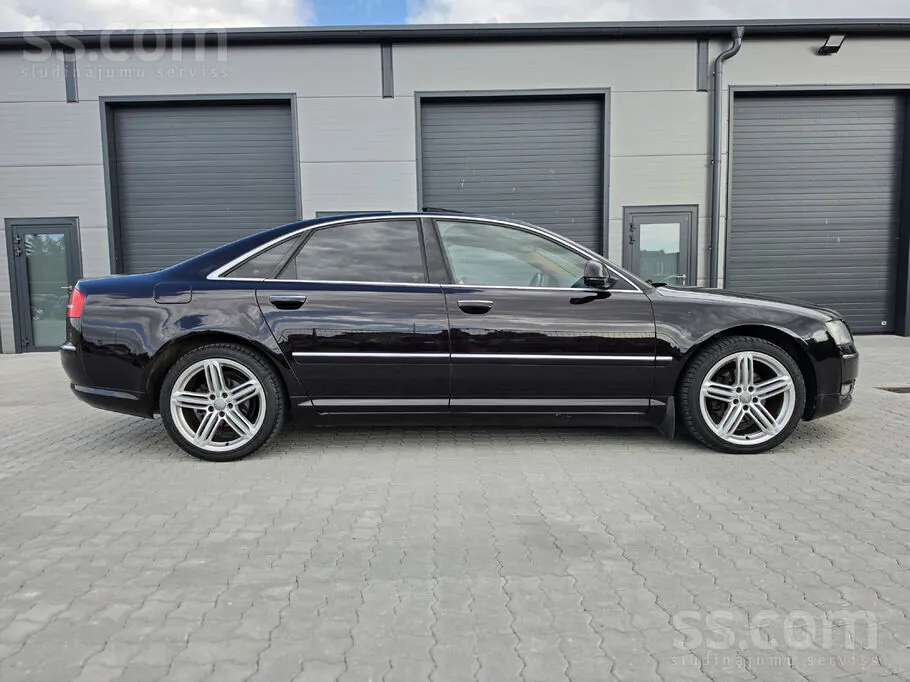 Audi A8 2008 photo 5