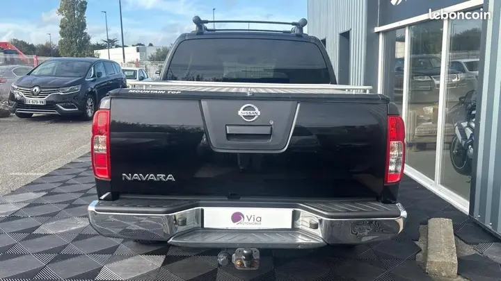 Nissan Navara 2015 photo 5