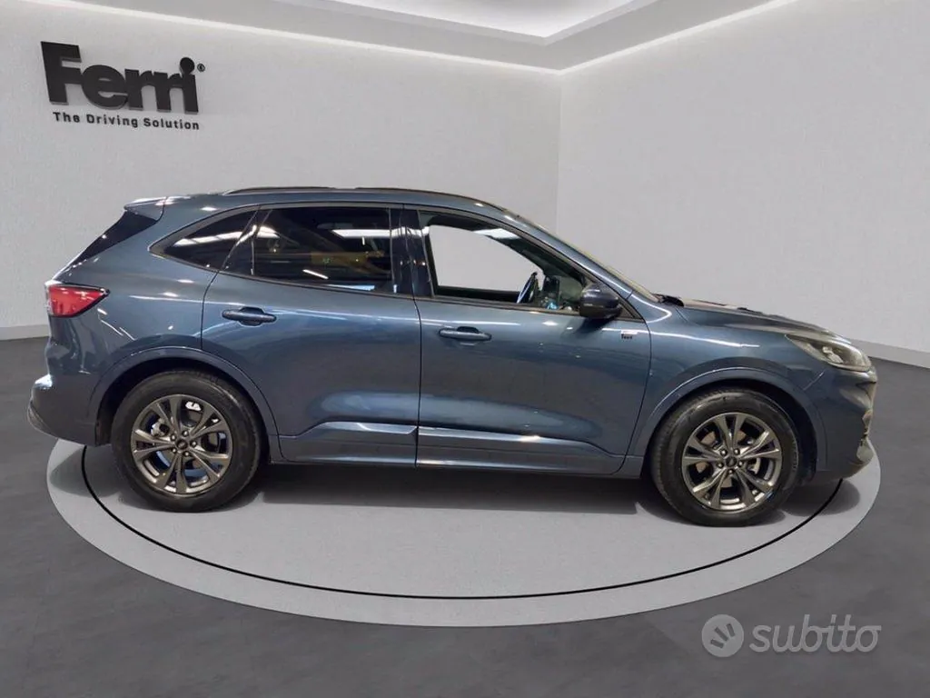Ford Kuga 2023 photo 4