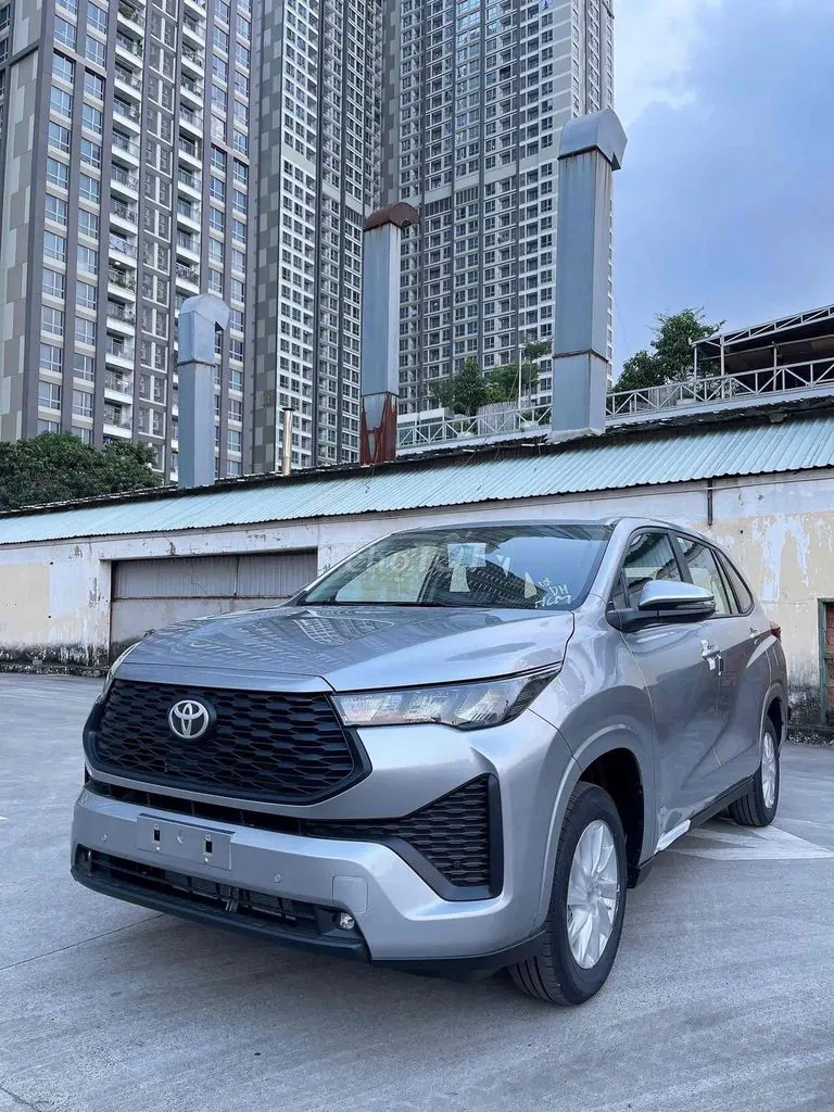 Toyota Innova Cross 2026 photo 4
