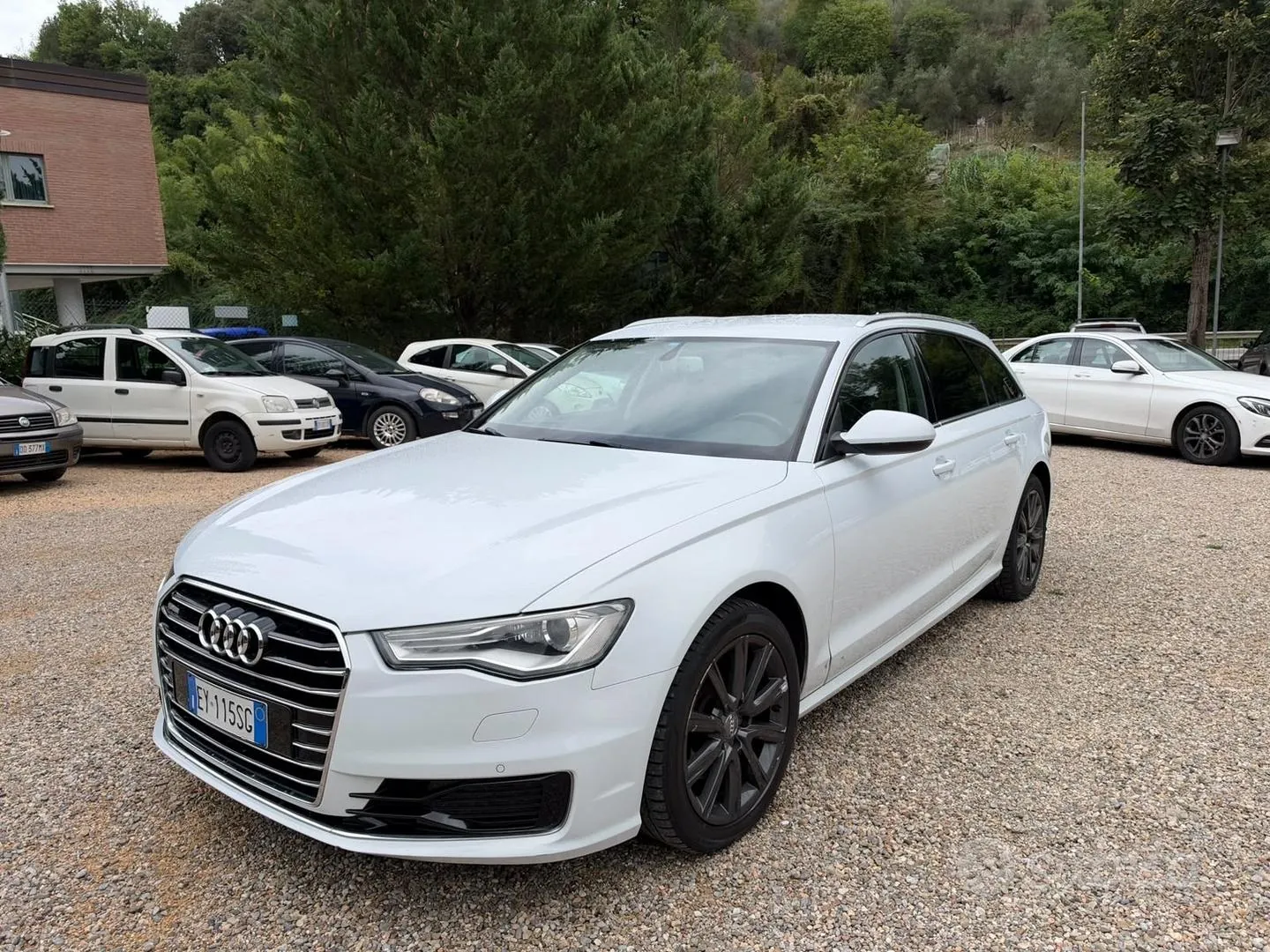 Audi A6 Avant 2015 photo 4