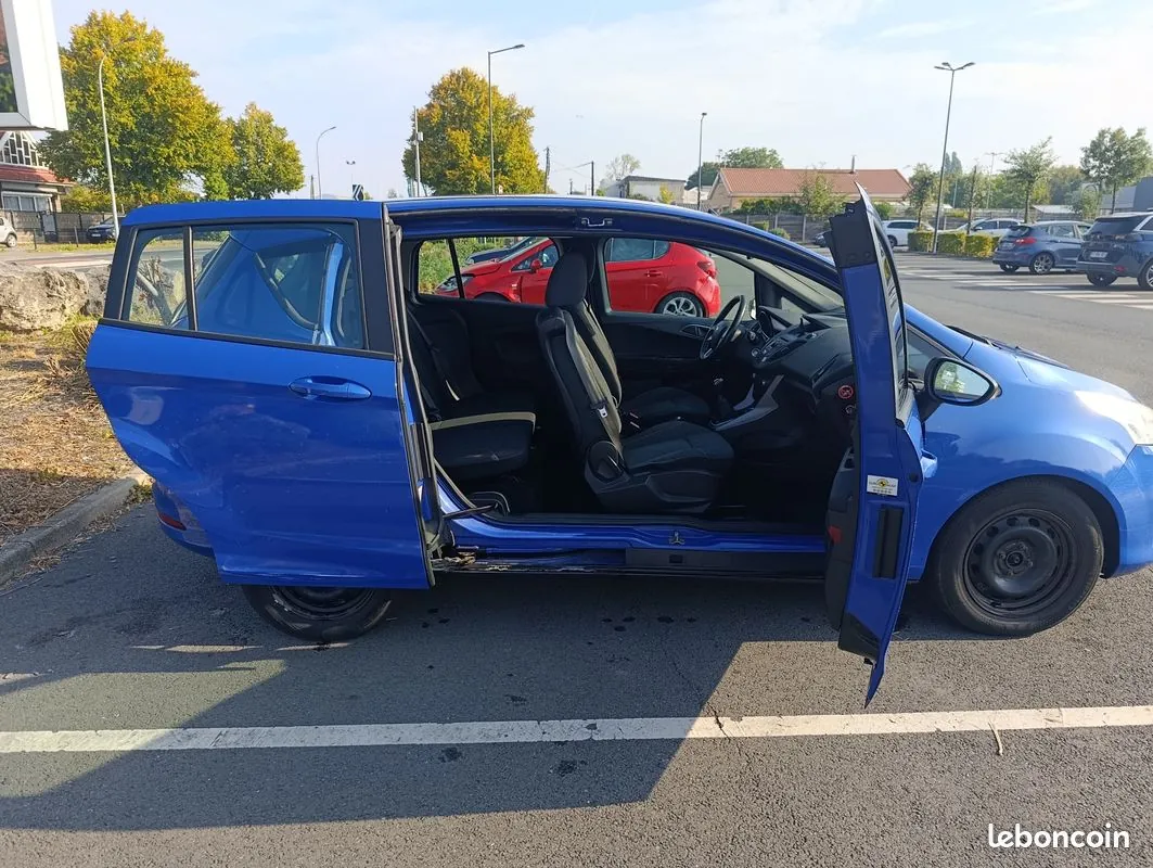 Ford B-Max 2013 photo 2