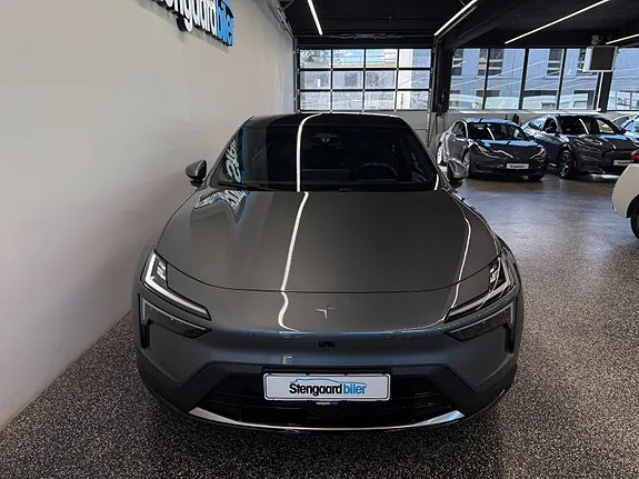Polestar 4 2025 photo 3