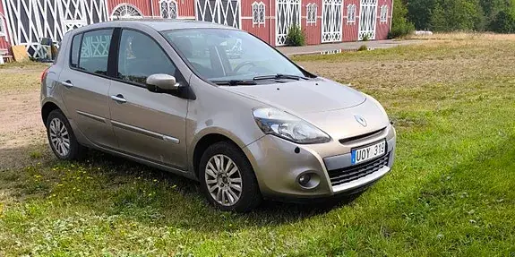 Renault Clio 2012 photo 3