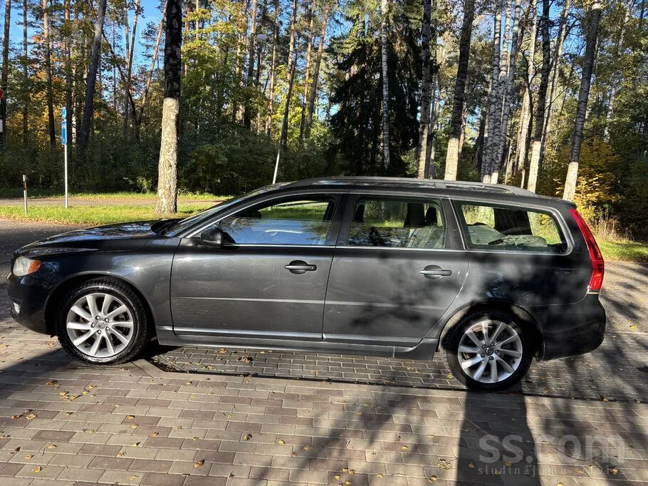 Volvo V70 2014 photo 3