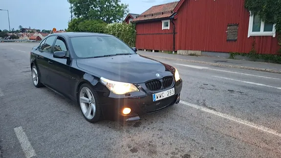 BMW 530I 2005 photo 2
