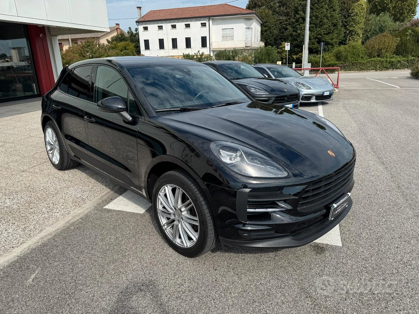 Porsche Macan 2021 photo 2