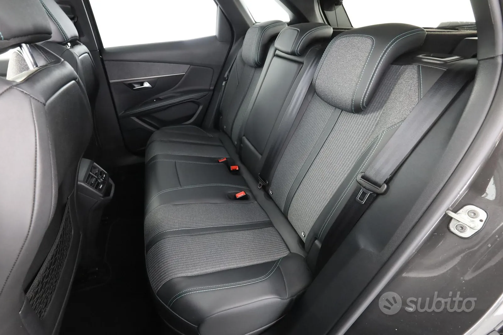 Peugeot 3008 2021 photo 3