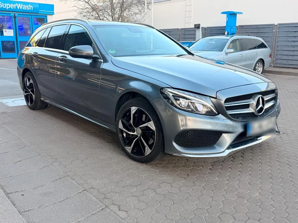 Mercedes-Benz C 220
