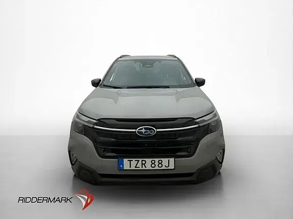 Subaru Forester 2025 photo 2