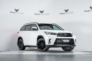 Toyota Highlander 2018 photo 2