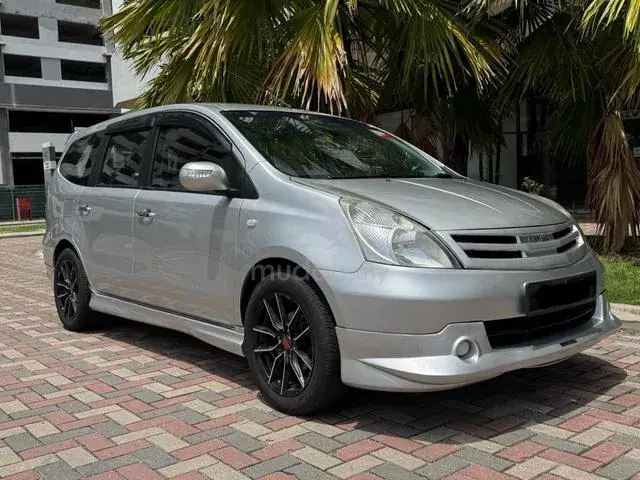 Nissan Grand Livina