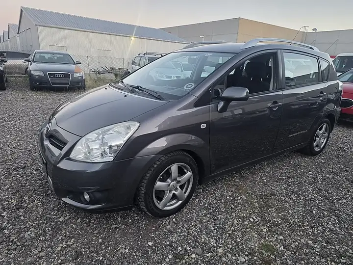 Toyota Corolla Verso 2008 photo 3