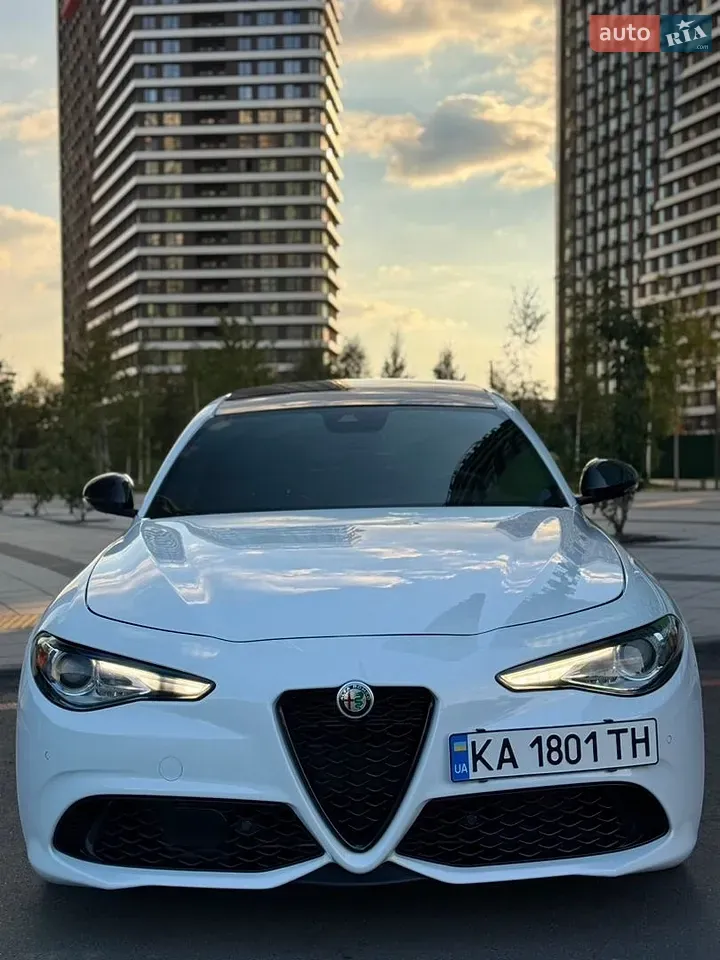 Alfa Romeo Giulia 2020 photo 3