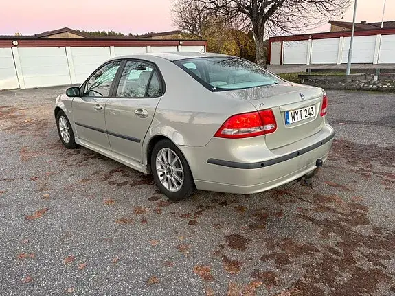 Saab 9-3 2006 photo 2