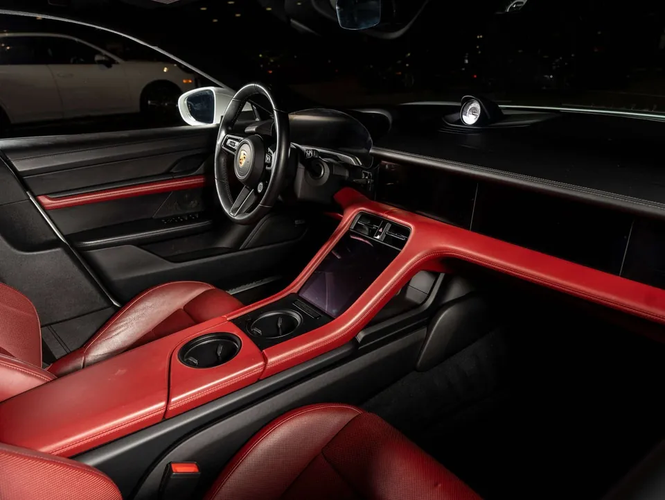 Porsche Taycan 2022 photo 4