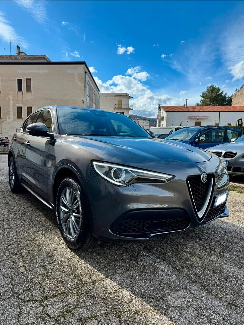 Alfa Romeo Stelvio 2022 photo 4