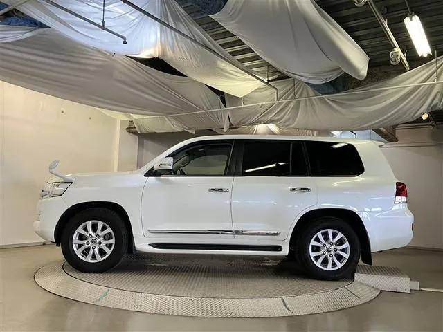Toyota Land Cruiser Zx 2019 photo 4