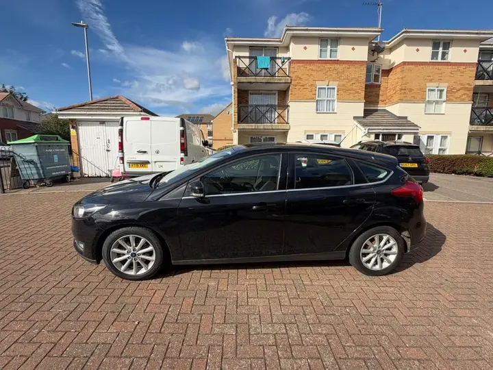 Ford Focus 2016 photo 5