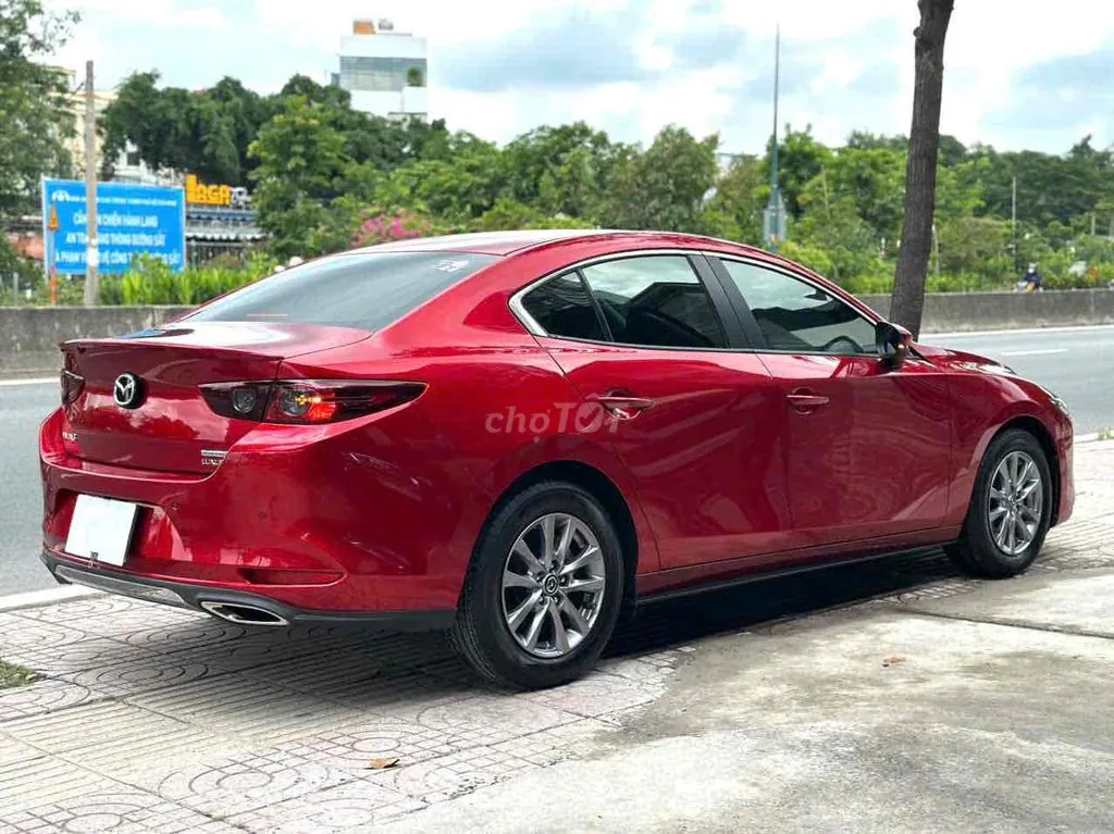 Mazda 3 2022 photo 4