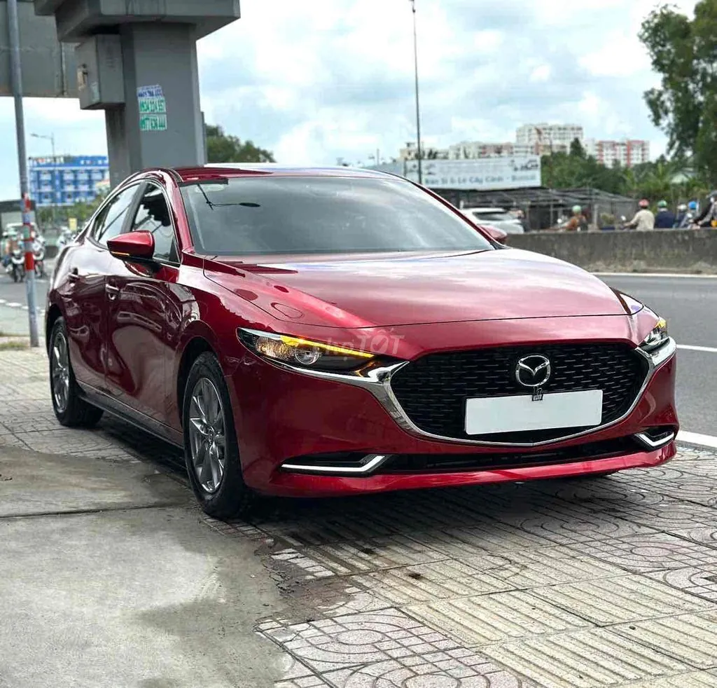 Mazda 3 2022 photo 2