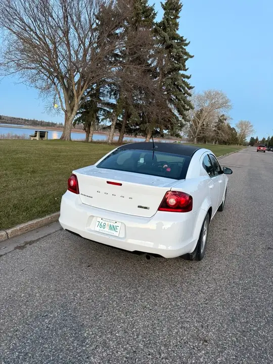 Dodge Avenger 2013 photo 2