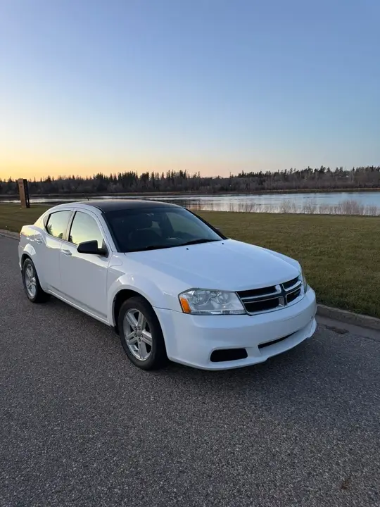 Dodge Avenger 2013 photo 3
