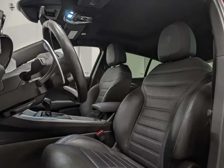 Alfa Romeo Tonale 2024 photo 5