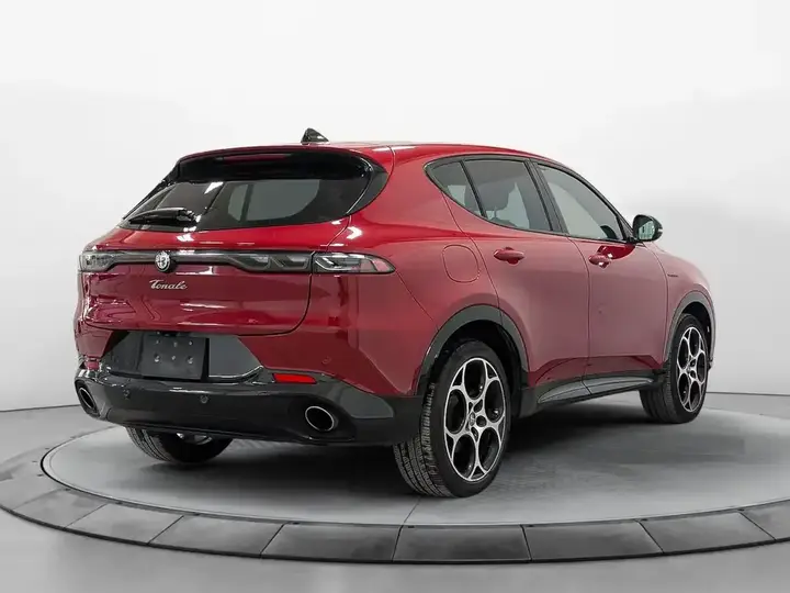Alfa Romeo Tonale 2024 photo 4