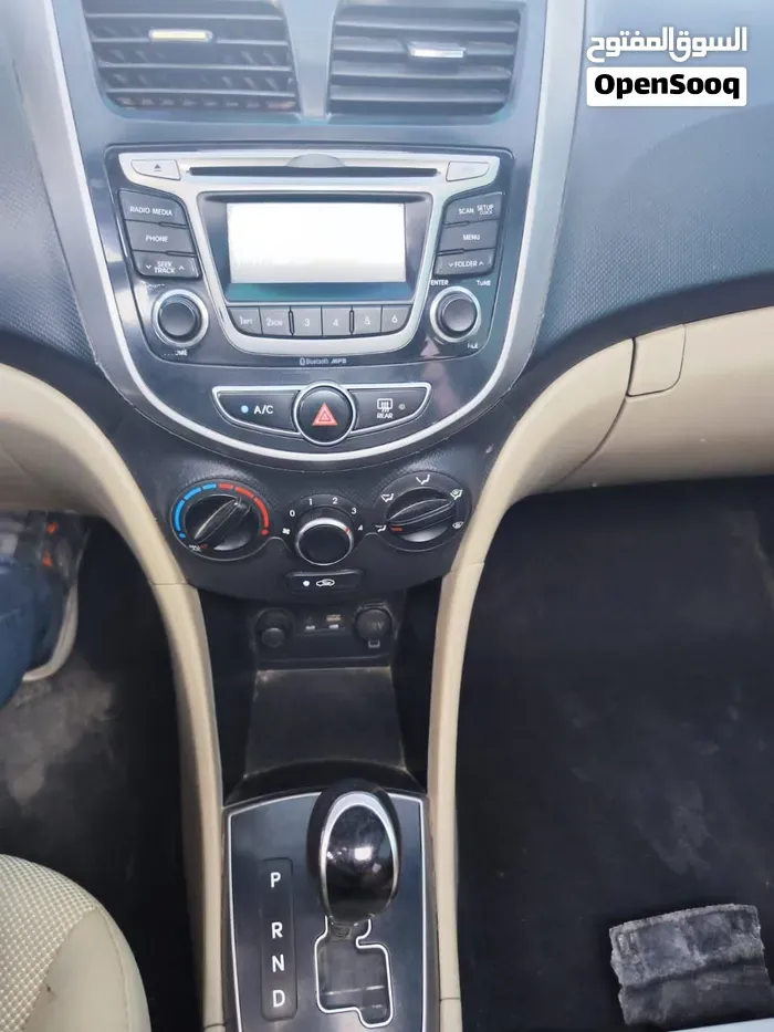 Hyundai Accent 2016 photo 4