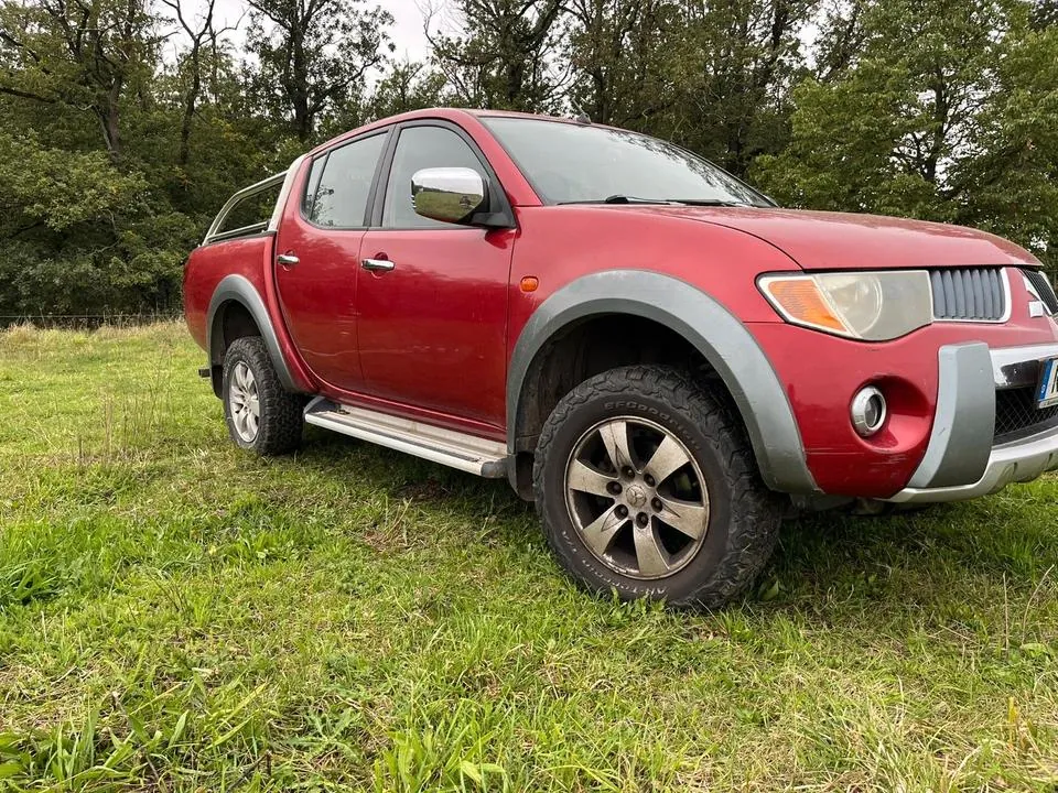 Mitsubishi L200