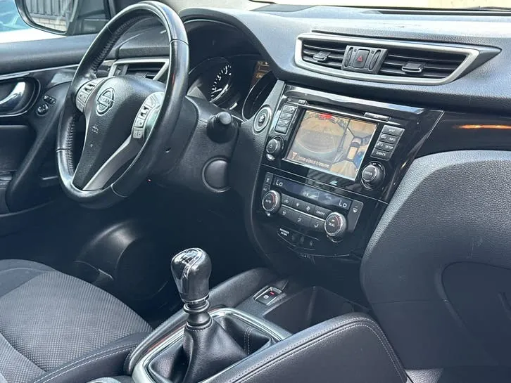 Nissan Qashqai 2015 photo 2