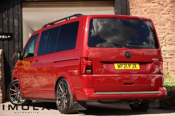 Volkswagen Transporter 2021 photo 2