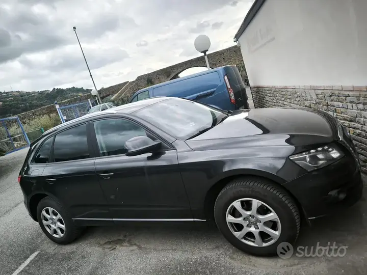 Audi Q5 2010 photo 5