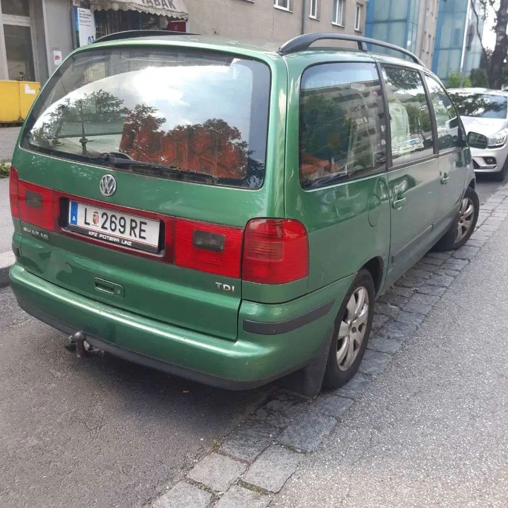 Volkswagen Sharan 2000 photo 2
